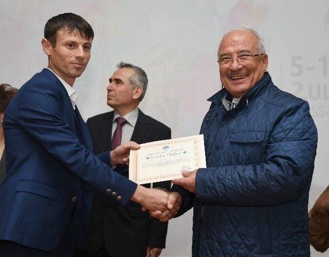 Uluslararası Ressamlar &lsquo;y&ouml;reler Ve K&uuml;lt&uuml;rler&rsquo; Sergisinde Buluştu 1