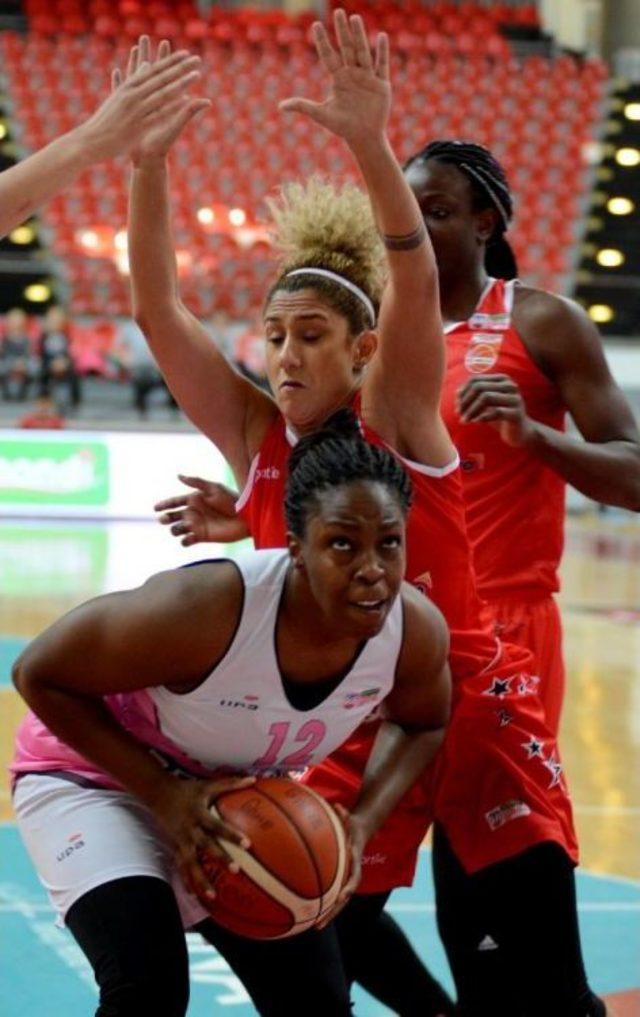 Bellona Agü Spor-Tosyalı Toyo Osmaniye Gençlik Spor: 68-61