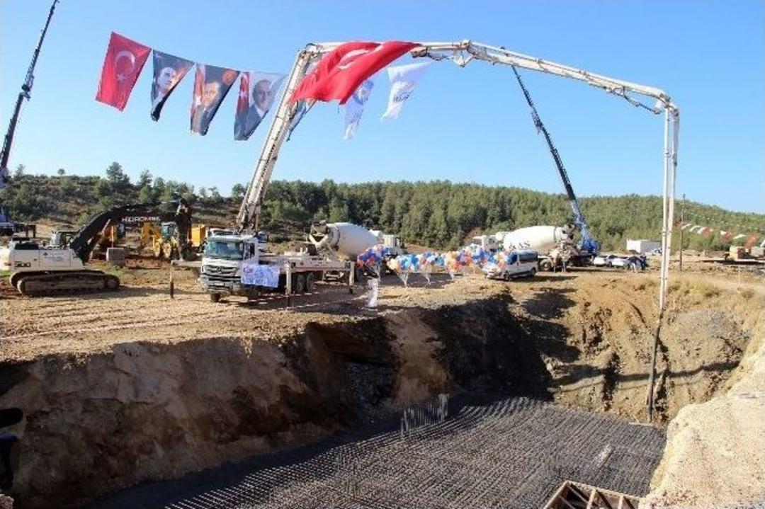 Alanya Hali&rsquo;nin Temeli Atıldı