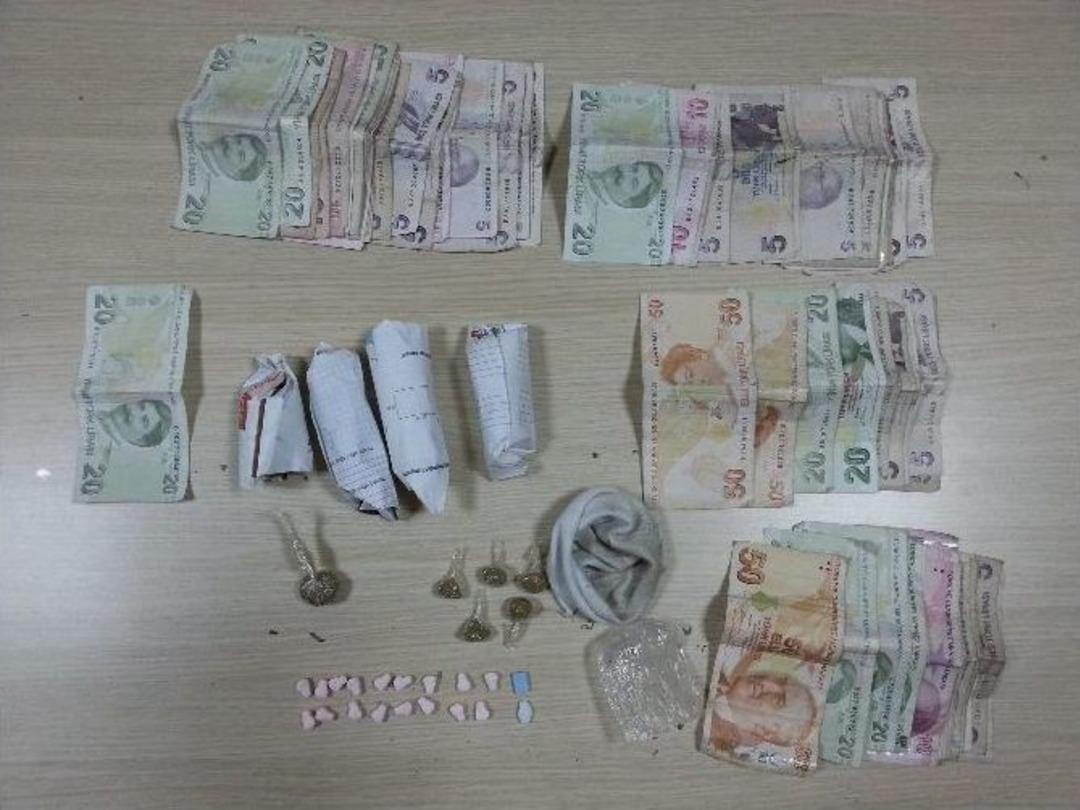 Diyarbakır&rsquo;da 734 Kilogram Uyuşturucu Ele Ge&ccedil;irildi