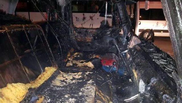 Park Halindeki Kamyon Alev Alev Yandı 1