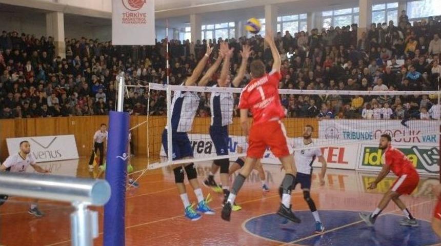 Voleybol Efeler Ligi
