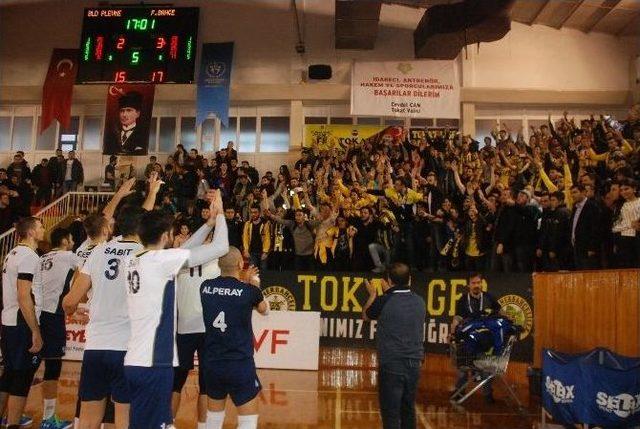 Voleybol Efeler Ligi