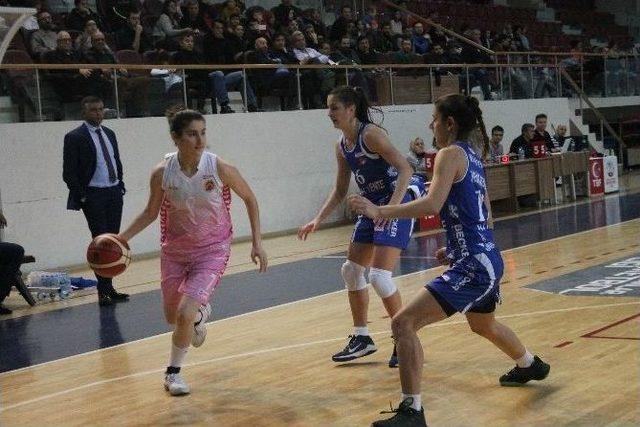 Türkiye Kadınlar Basketbol Ligi 1