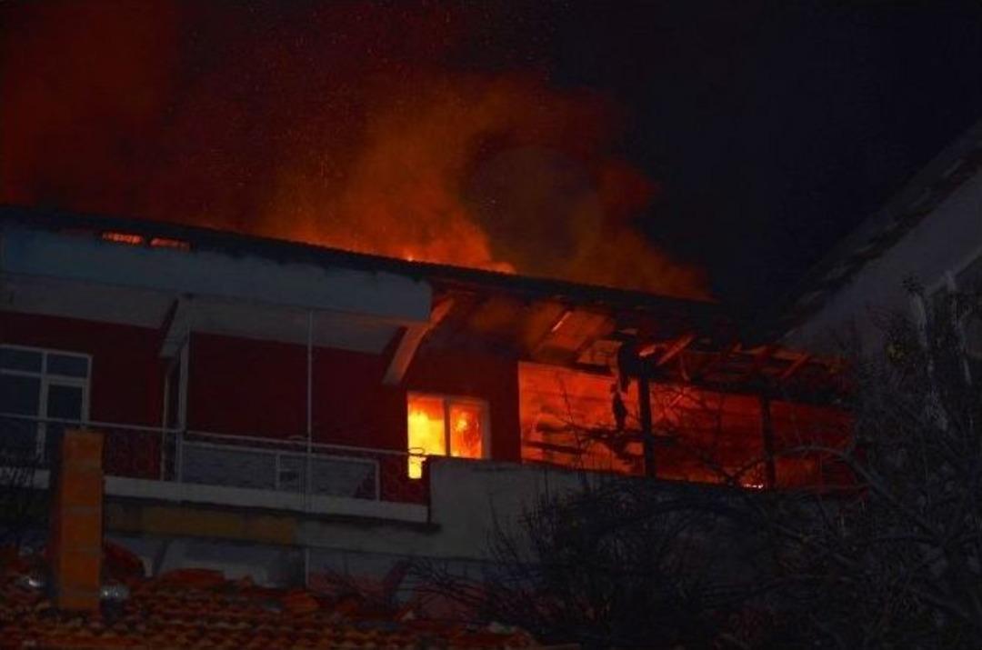 Osmancık&rsquo;ta Korkutan Yangın