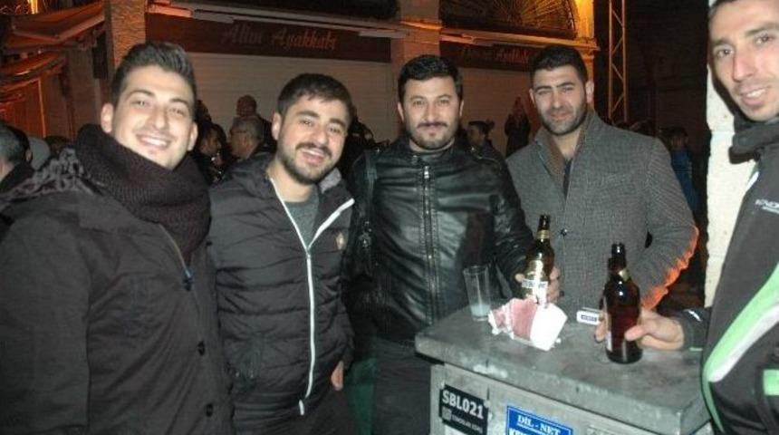 Adana&rsquo;da Kebap Ve Şalgam Festivali Sabaha Kadar S&uuml;rd&uuml;