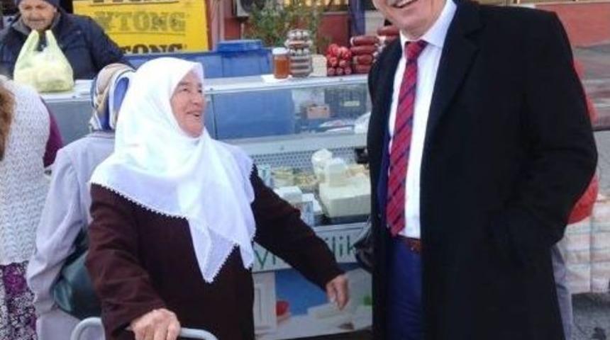 Başkan Duymuş Halk Pazarında