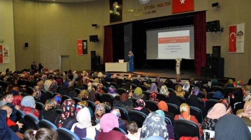 Eğitimci- Yazar Tongar, K&ouml;rfezliler&rsquo;le Buluştu