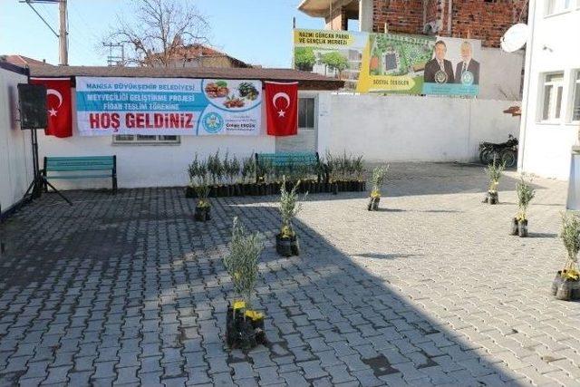 Selendili &Uuml;reticiye B&uuml;y&uuml;k Destek 1