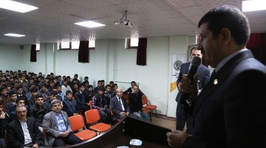 Eyy&uuml;biye Belediye Başkanı Mehmet Ekinci: