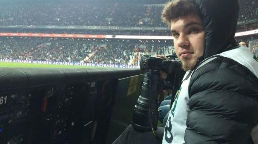 Dha Muhabiri Berktuğ &Ouml;nc&uuml;, Dehşet Gecesini Anlattı: İ&ccedil;im Kan Ağlayarak Deklanş&ouml;re Bastım