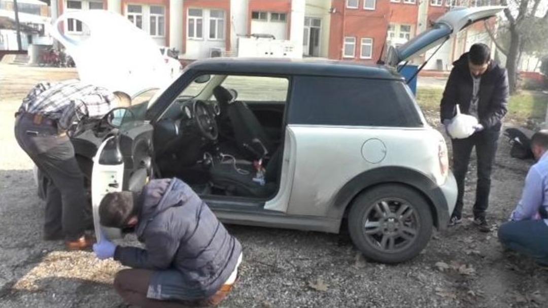 Gen&ccedil; Kızın İ&ccedil; &Ccedil;amaşırından, 82&rsquo;lik Ninenin İse Belinden Uyuşturucu &Ccedil;ıktı