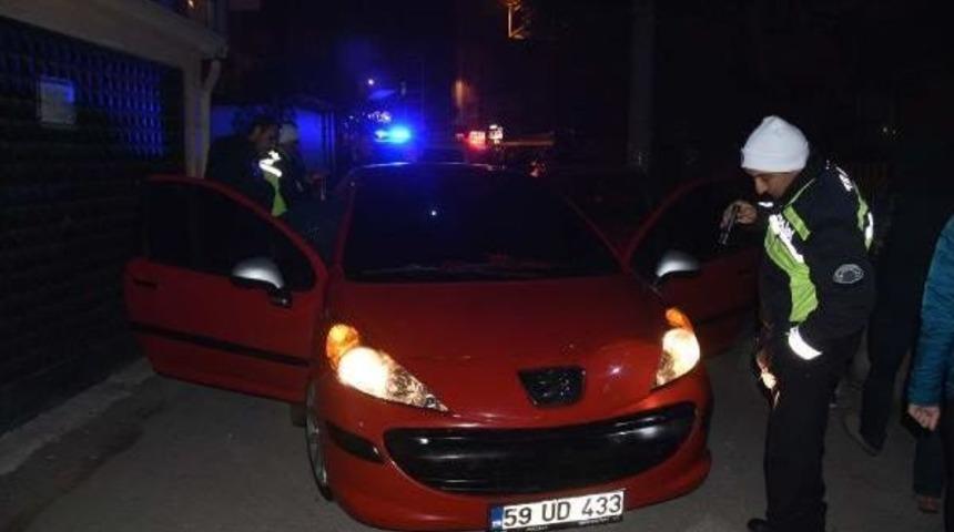 16 Yaşındaki Alkoll&uuml; S&uuml;r&uuml;c&uuml; Polisten Ka&ccedil;tı, 3 Araca &Ccedil;arptı