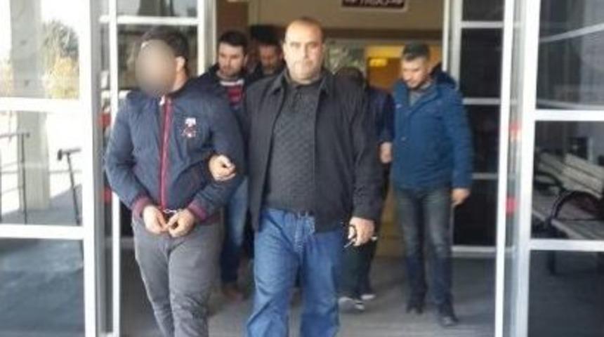 Girdikleri Evden 13 Bin Tl&rsquo;lik Altın Ve Para &Ccedil;alan Hırsızlar Yakalandı