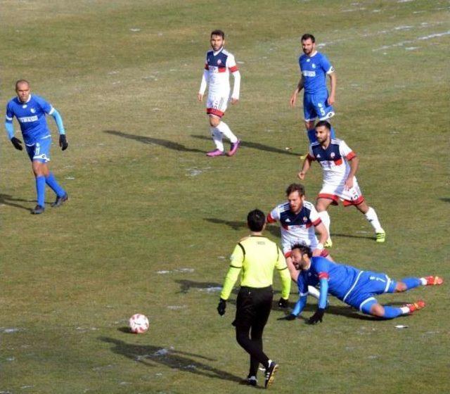 Büyükşehir Belediye Erzurumspor-Kahramanmaraşspor: 0-0