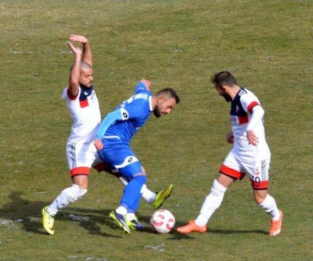 Büyükşehir Belediye Erzurumspor-Kahramanmaraşspor: 0-0