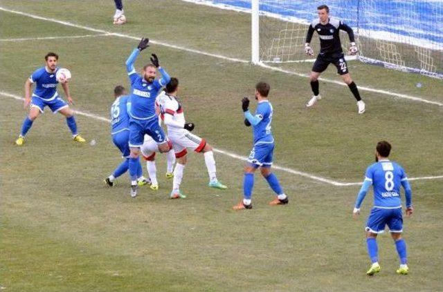 Büyükşehir Belediye Erzurumspor-Kahramanmaraşspor: 0-0