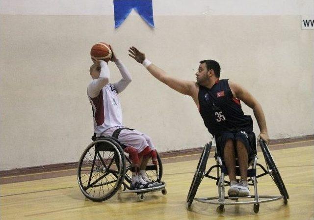 Garanti Bankası Tekerlekli Sandalye Basketbol Süper Ligi