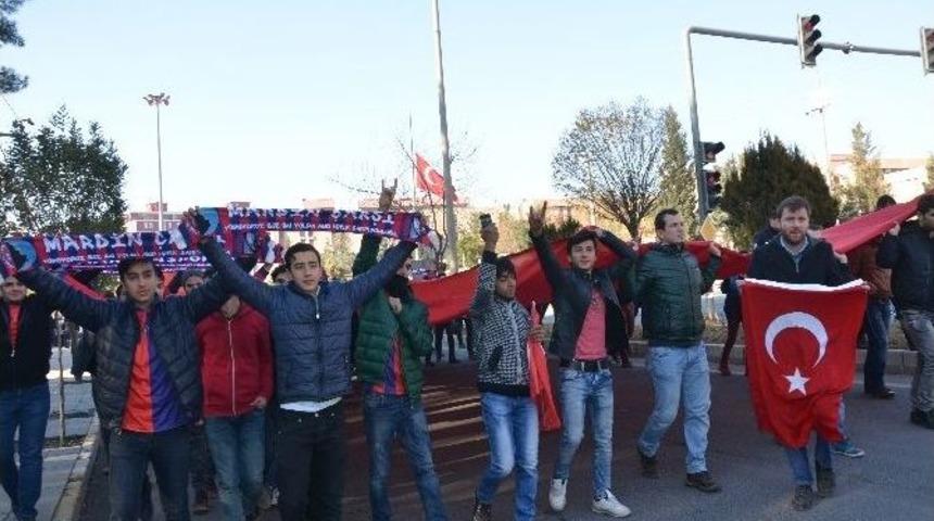 Mardin&rsquo;de Ter&ouml;re Tepki Y&uuml;r&uuml;y&uuml;ş&uuml;