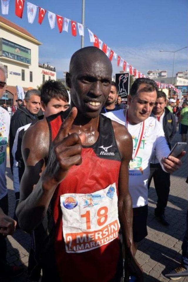 Mersin Maratonu Erkek Ve Kadınlarda Kenya'nın