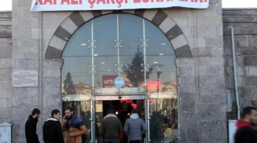 Kapalı &Ccedil;arşı Esnafı, Dolar Ve Euroya Karşı