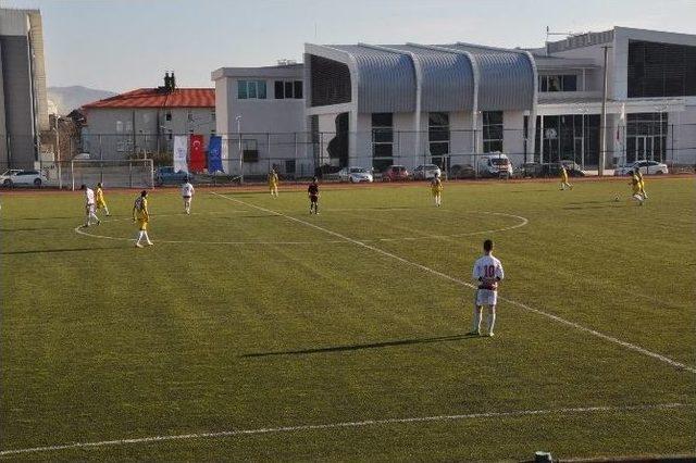 Futbolculardan İlginç Protesto