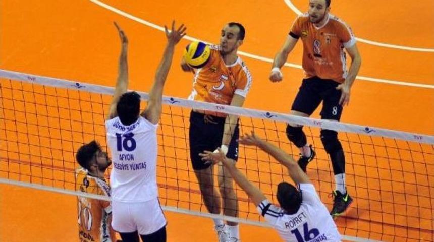 İnegöl Belediyespor- Afyon Belediye Yüntaş: 3-0