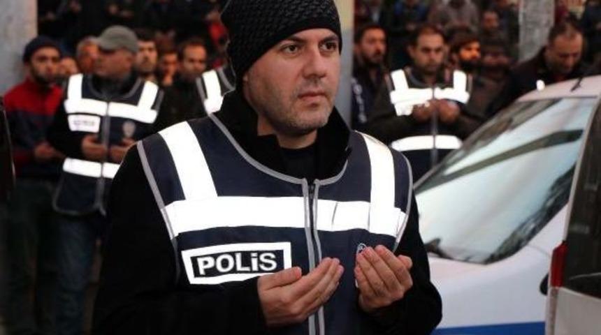 Adıyaman'da Ter&ouml;re Tepki Y&uuml;r&uuml;y&uuml;ş&uuml;