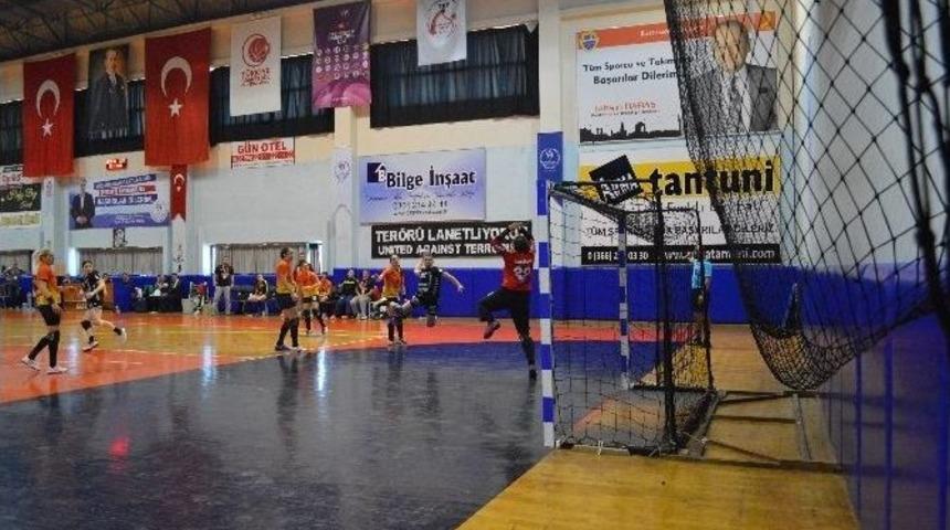 T&uuml;rkiye Bayanlar Hentbol S&uuml;per Ligi