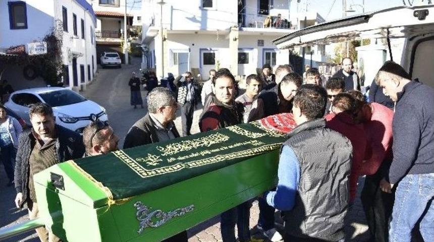 Hamile Kadın Karnındaki Engelli Bebeğini Aldırırken &Ouml;ld&uuml;