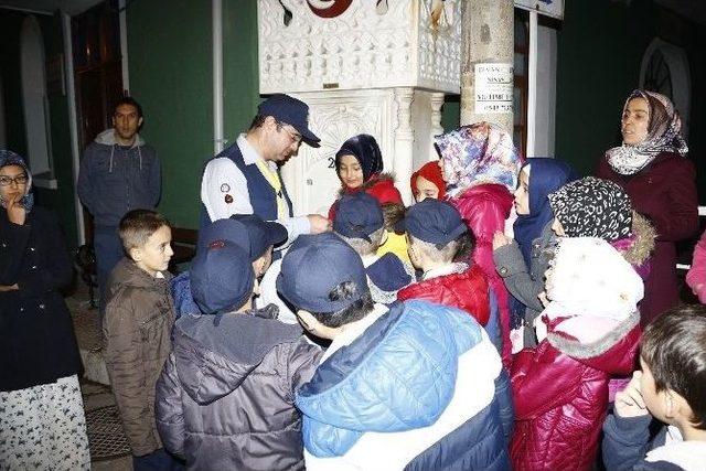 Hisarcık Atatürk İlkokulu İzcileri Kandil Programında