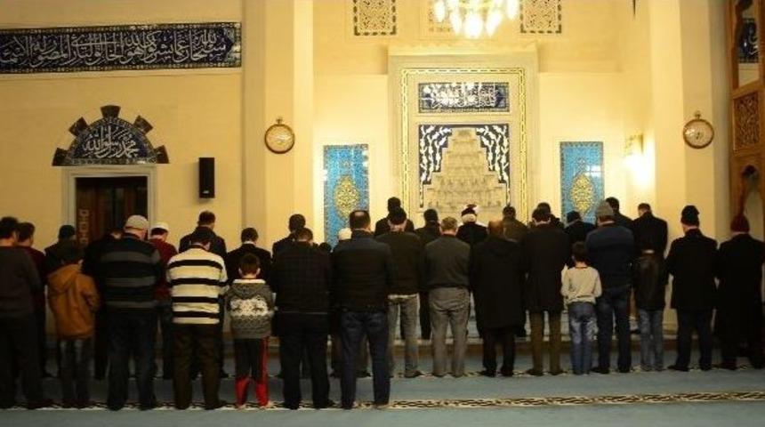 Bitlis&rsquo;te Mevlit Kandili Programı D&uuml;zenlendi