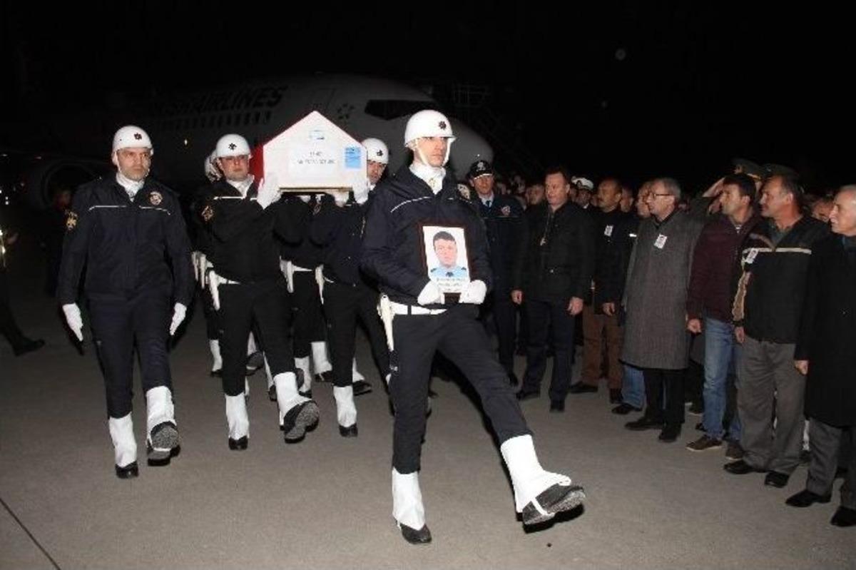 Şahit Polisin Cenazesi Samsun&rsquo;a Getirildi