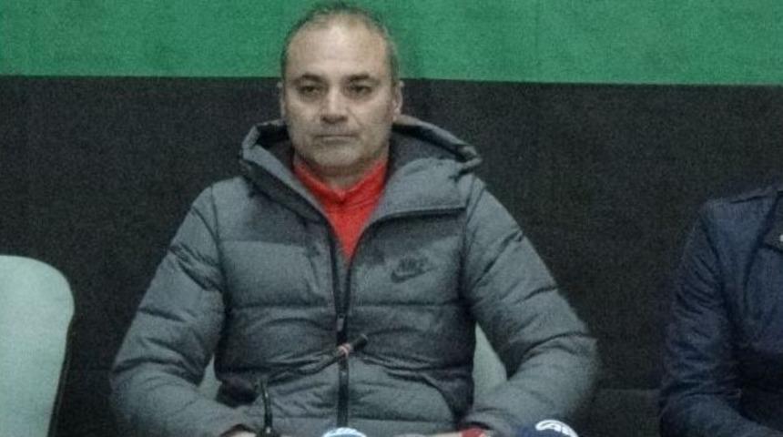&Uuml;mraniyespor Teknik Sorumlusu Erkan S&ouml;zeri: &ldquo;&ouml;zellikle D&uuml;n Şehitlerimiz, Gazilerimiz Olduğu İ&ccedil;in, Onlara Saygısızlık Olmasın Diye Ma&ccedil;ın Teknik Yorumunu Yapmıyorum&rdquo;