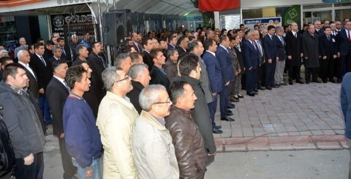 Aski Mesaiye Şehitler İ&ccedil;in Saygı Duruşuyla Başladı