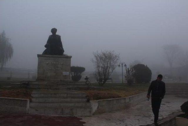 Edirne'de Sisten Göz Gözü Görmedi