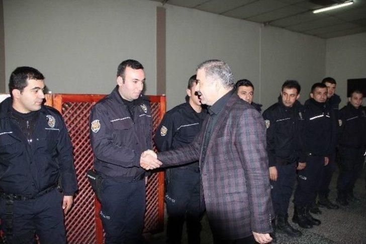 Başkan Çelik’ten Gece Yarısı Anlamlı Ziyaret G5