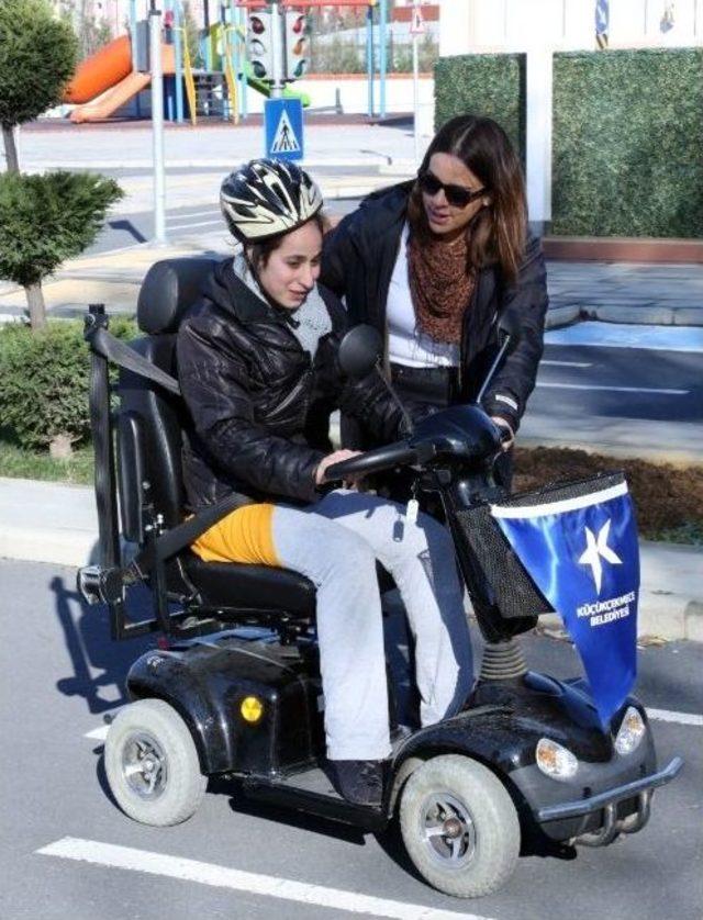 &Ouml;zel &Ccedil;ocuklara, Trafik Parkı&rsquo;nda Eğitim 2