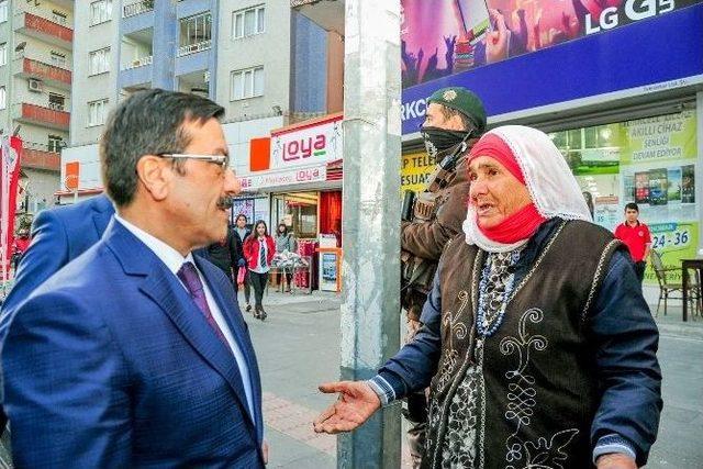 Kayyum Esnafın Sorunlarını Dinledi