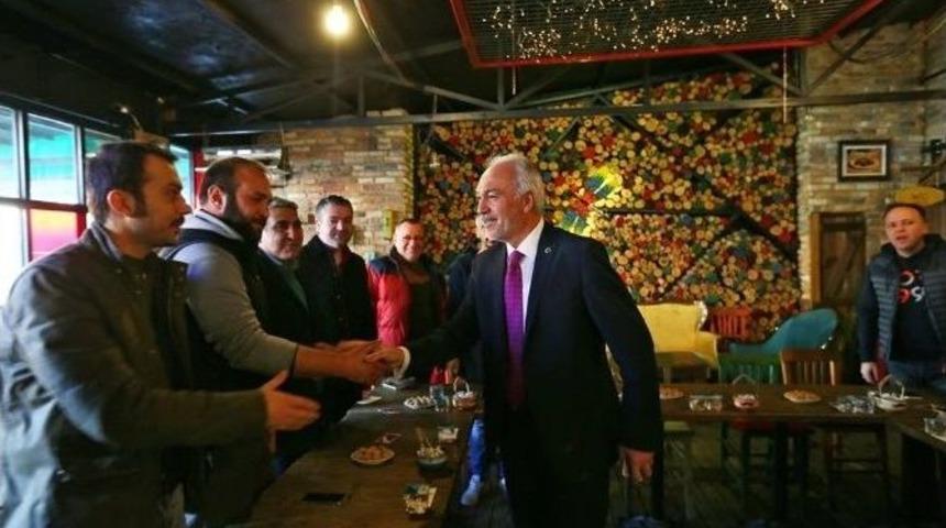 Başkan, Kafe Sahipleriyle Bir Araya Geldi