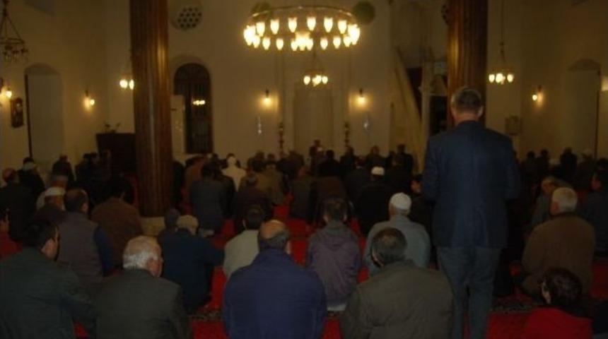 Lapseki&rsquo;de Mevlid Kandili Programı