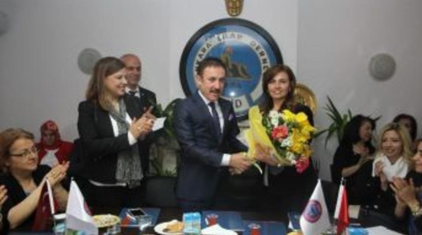 Ahid Yeni Kadın Kolları Başkanını Se&ccedil;ti