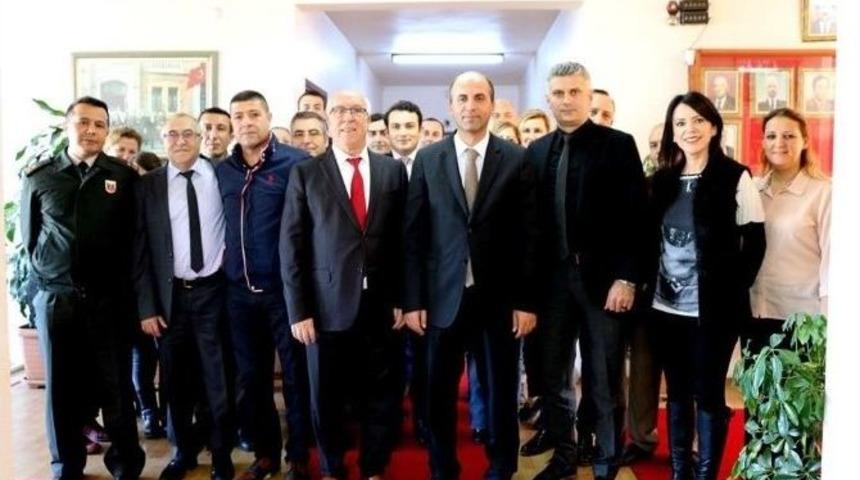 Kaymakam Karameşe Başkan Uyan&rsquo;la Vedalaştı