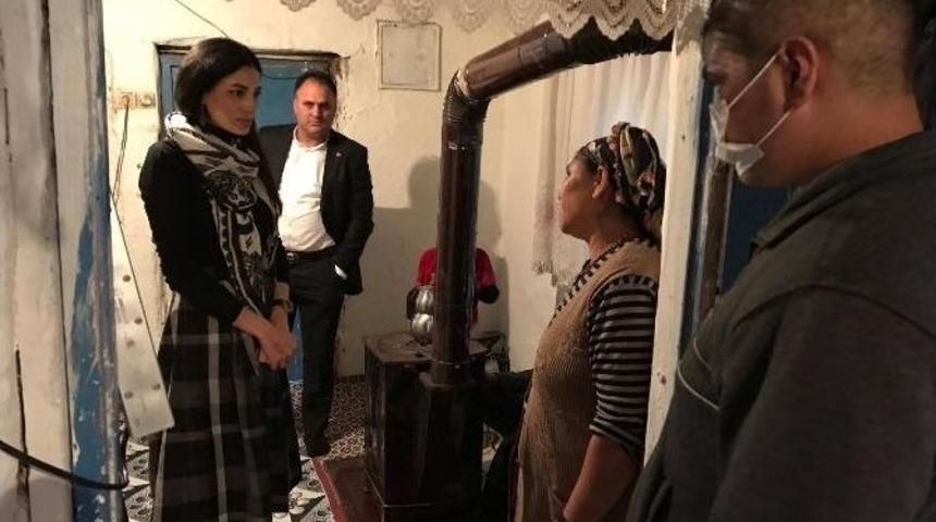 Ak Kadınlar 15 Yaşındaki Hazar İ&ccedil;in Seferber Oldu