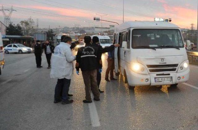 Minib&uuml;s&uuml;n &Ccedil;arptığı Yaya &Ouml;ld&uuml; 1