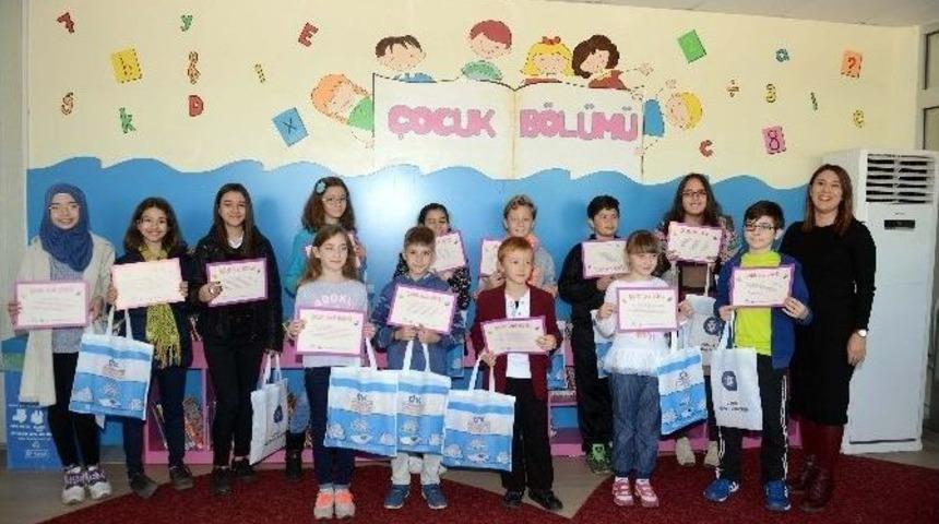 &Ccedil;ağdaş Sanat At&ouml;lyesi İlk Mezunlarını Verdi