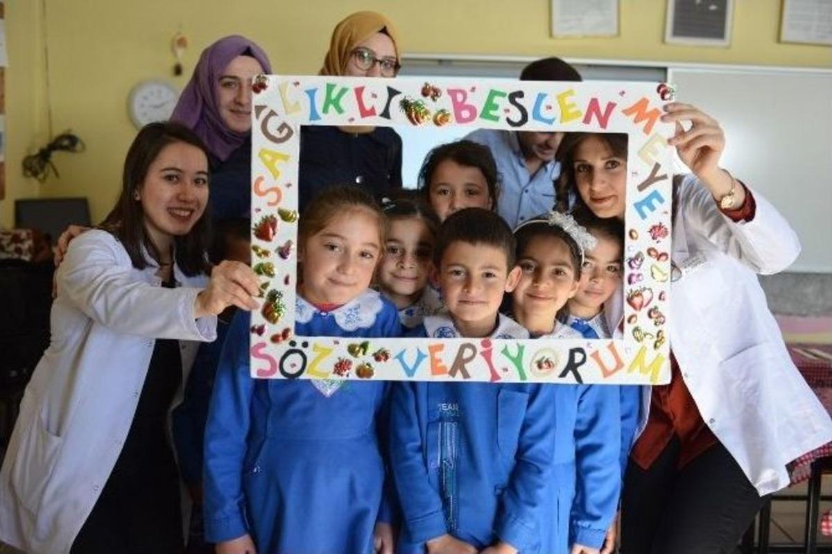 Yakutiye Belediyesi K&ouml;y &Ccedil;ocuklarını Satran&ccedil;la Tanıştırıyor