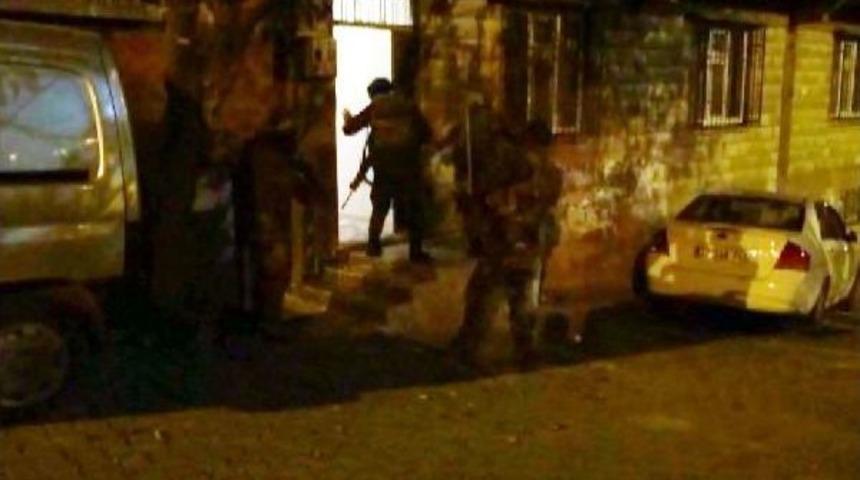 Gaziantep'te Pkk/kck Operasyonu: 36 G&ouml;zaltı