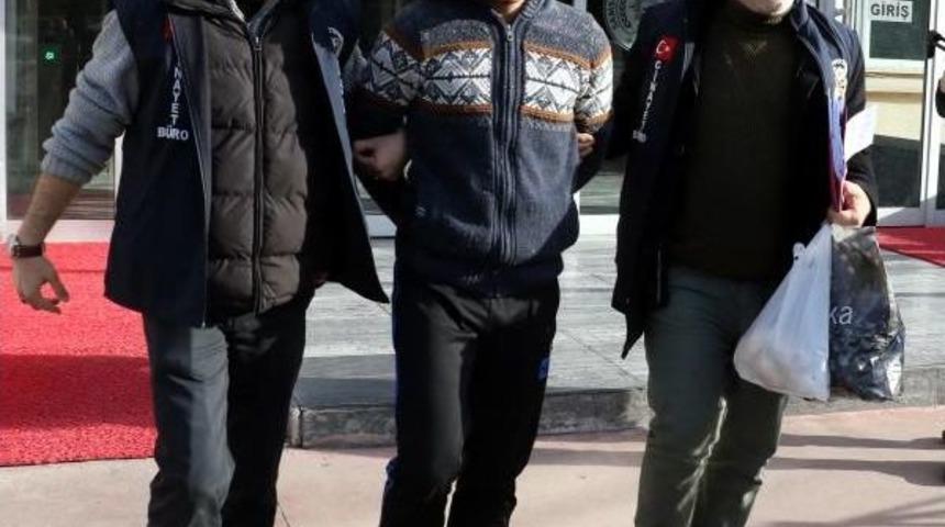 16 Yaşındaki Gen&ccedil;, Başından Vuruldu