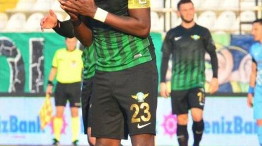 Akhisar Belediyesporlu Rodallega Gols&uuml;zl&uuml;ğe Devam Ediyor